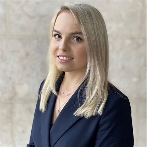Yuliya Lilova - Senior Associate Transaction Services - KPMG AG | XING