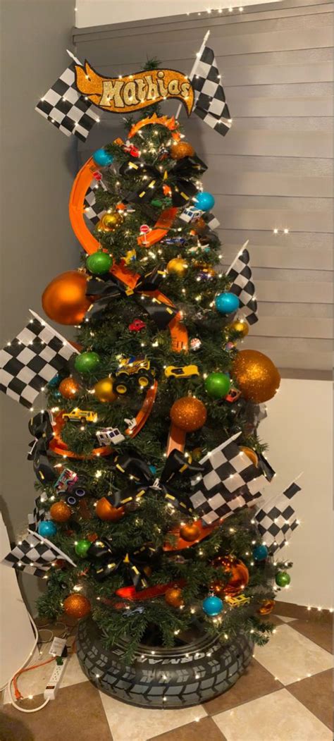 Hot wheels Decoracion arbol de navidad Árboles de navidad para niños Decoracion de arboles
