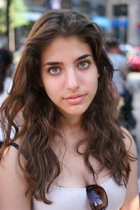 20 Stunning Hair Color Ideas for Green Eyes – HairstyleCamp