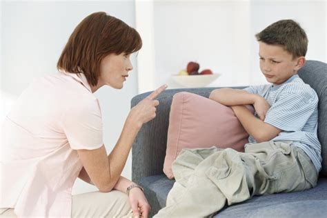 Cómo Disciplinar A Un Niño Que No Quiere Hacer Su Tarea