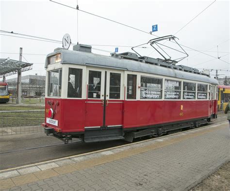 Zabytkowe tramwaje na ulicach Warszawy Wyjadą w rocznicę Powstania