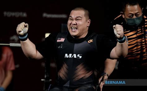 BERNAMA On Twitter Birmingham 2022 Atlet Powerlifting Yee Khie Tarik