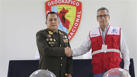 Cofopri Hizo La Entrega De Dos 02 Estaciones De Rastreo Permanente