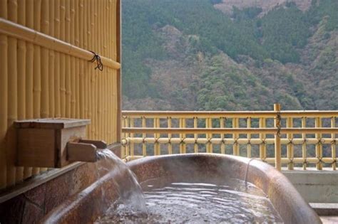 Bathing In Onsen A Guide To Japanese Hot Spring Etiquette WANDERLUST