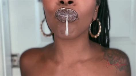 Big Wet Lips And Long Tongue For Close Up Spit Fetish Kisses Free Mobile Porn Videos IPornTV