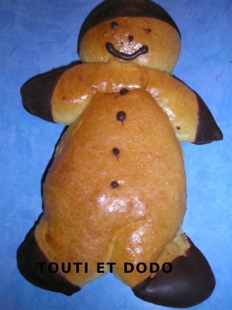 TOUTI ET DODO INVITENT LE PETIT BONHOMME EN BRIOCHE LA CUISINE DES