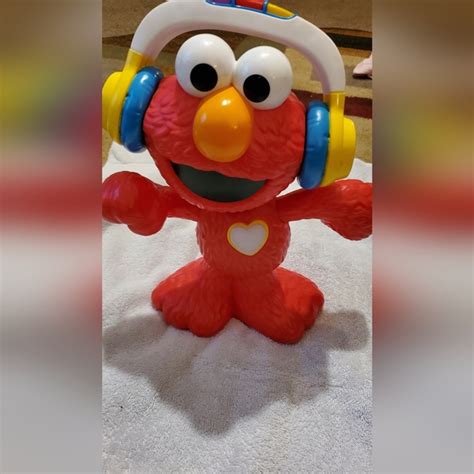 elmo | Toys | Elmo Sesame Street Lets Dance Elmo 2inch Elmo Toy That ...