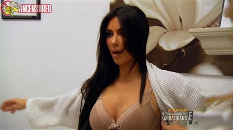 Naked Kim Kardashian West In Keeping Up With The Kardashians