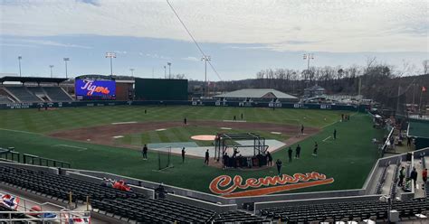 Live from Doug Kingsmore: Clemson VS. Davidson | TigerNet