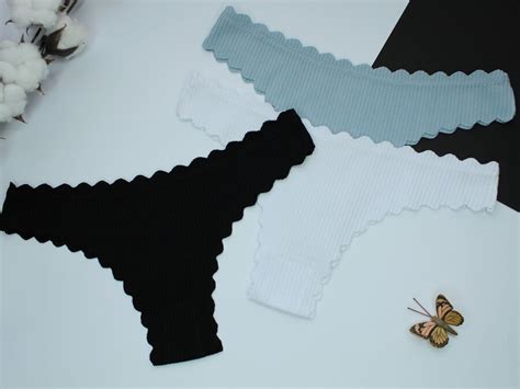 Комплект от 3 памучни бразилианки