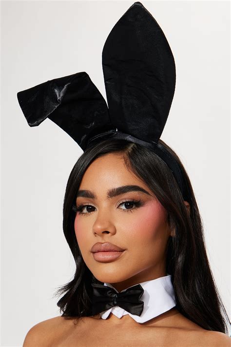 playboy costume couple 8