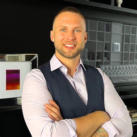 NOW HIRING: SALES PROS IN DFW Are you tired of knocking doors or cold