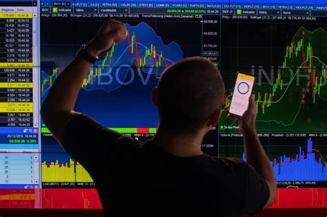 Ibovespa Sobe Mais De E Vai A Mil Pontos Metr Poles