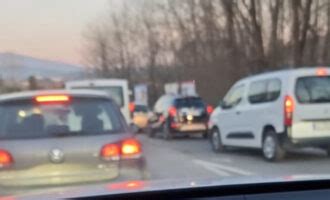 Maxi Tamponamento Sulla Ex Superstrada Del Liri Coinvolte Auto