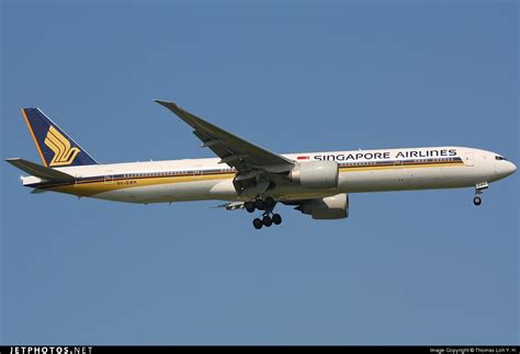 9V SWK Boeing 777 312ER Singapore Airlines Thomas Loh Y H