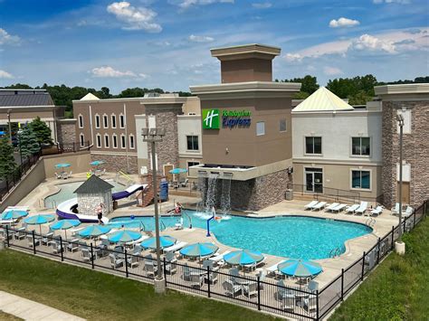 Wisconsin Dells Hotel near Lake Delton | Holiday Inn Express Wisconsin