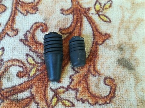 Замена буферов крыши багажника — Lada Гранта Лифтбек (2G), 1,6 л, 2020 ...