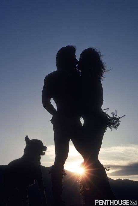 Blonde With A Hot Butt Gets Her Pussy Plugged Outdoors