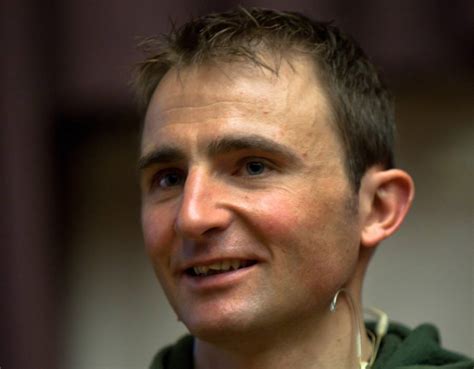 ウーリー・ステックは世界の偉大な山々を征服しました—エベレストが彼を征服するまで - 歴史 2025