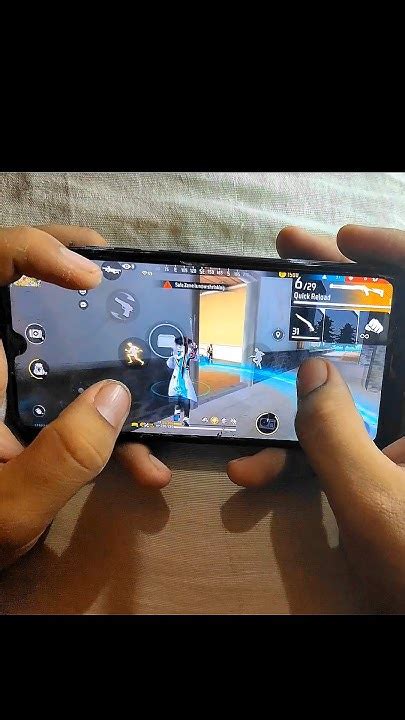 World Fastest Handcam Gameplay 😱 3 Finger Custom Hud⚡freefire Handcam