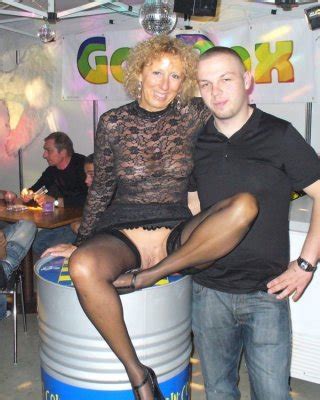 Curly Milf Flashing Outdoor Porn Pictures Xxx Photos Sex Images Pictoa