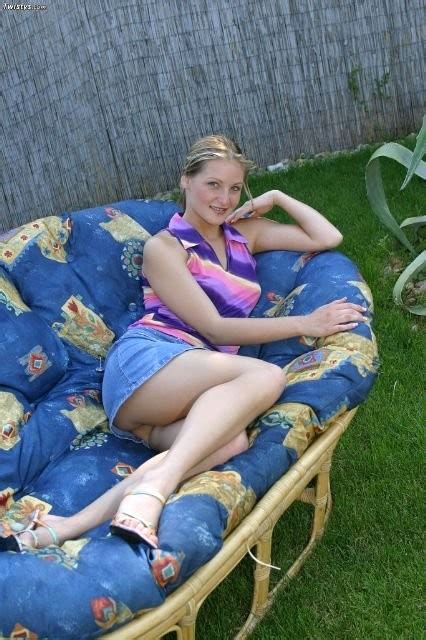 Sweet Blonde Babe Posing Outdoors Porn Pictures XXX Photos Sex Images 3149802 PICTOA