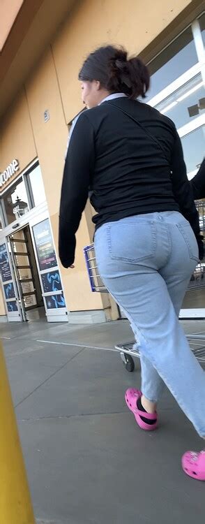 Yong Milf With An Ass Tight Jeans Forum