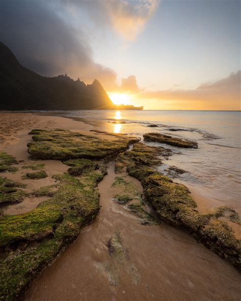 Stormy Sunset At Tunnels Beach Kauai Hawaii Oc 3276x4096 Ig