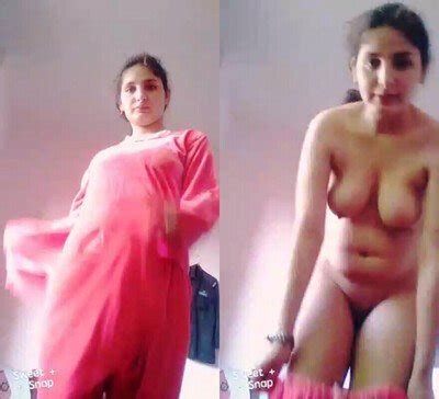 Village Desi Beautiful Girl Hot Desi Porn Showing Bf Viral Mms