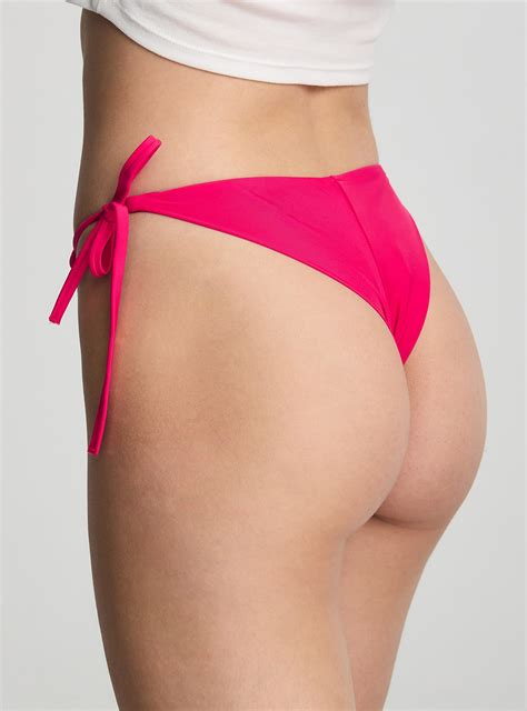Brasiliana Bikini Con Lacci A Tinta Unita Fucsia Acquista Online Terranova