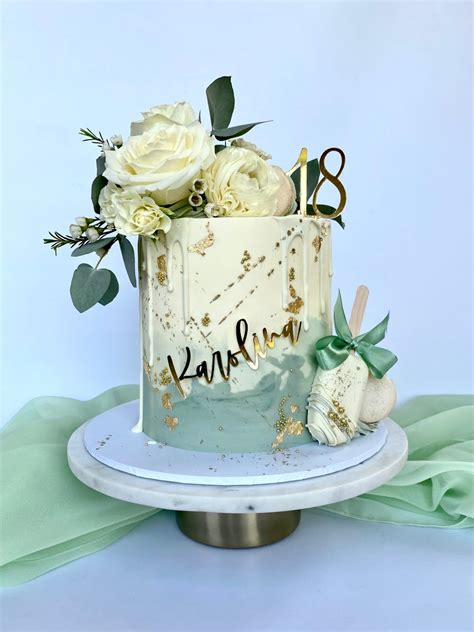 Eucalyptus And Ivory Green Birthday Cakes Elegant Birthday Cakes