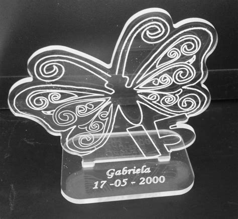 Souvenir Mariposa A Os Acrilico C Nombre Y Fecha Grabado