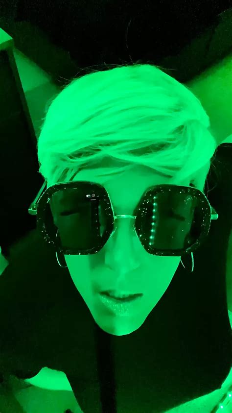 Posh Momma Big Shemale Cumshots Shemales Cocks Porn Video XHamster