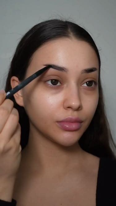 Latina Makeup Tutorial Copy And Paste Latina Makeup Tutorial Face Makeup Makeup Routine Eye