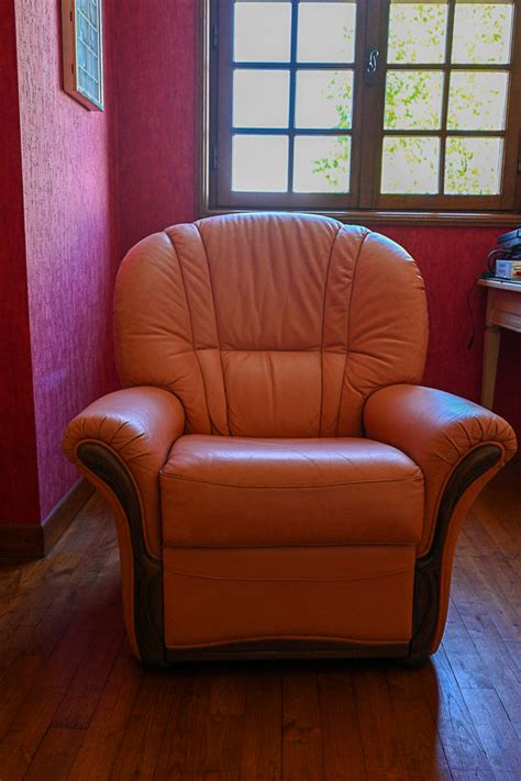 Achetez fauteuil relax quasi neuf annonce vente à Oloron Sainte Marie