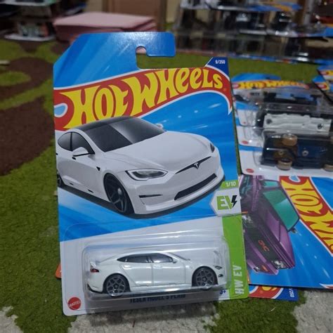 Jual Hot Wheels Tesla Model S Plaid Putih E Hw Ev Hyx Shopee Indonesia