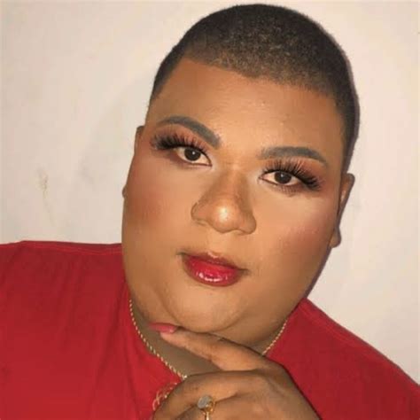 Ícone LGBT se converte e choca a web ao revelar que virou ex gay veja vídeos Portal CM