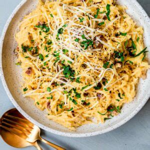 Keto-Friendly Spaghetti Squash Carbonara - Keto Karma