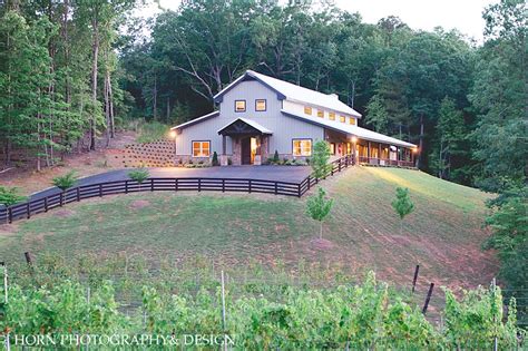 Blue Mountain Vineyard Venue Feature by Horn Photography and Design