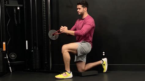 How To Do The Half Kneeling Pallof Press For Core Strength And Full