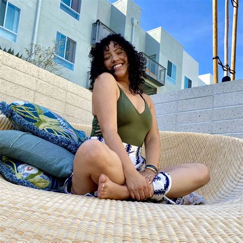 100 Latina Girl Wallpapers Wallpapers