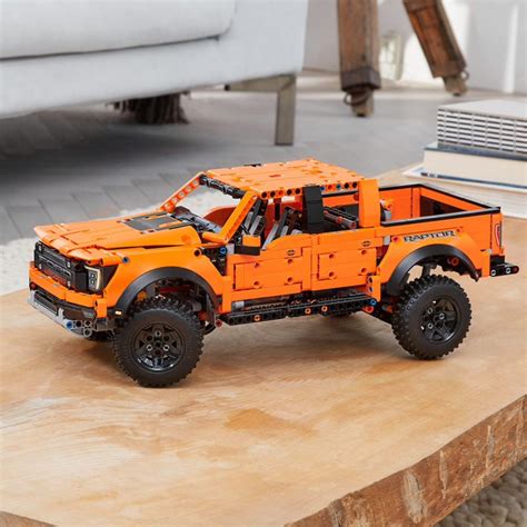 Nieuwe beelden van LEGO Technic 42126 Ford Raptor F-150 · BrickTastic