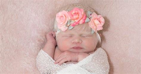 Il Y A Quelques Ann Es Une Fille Blonde Est N E Dans Une Famille Mexicaine Quoi Ressemble La