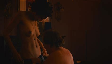 Emmanuelle Vill Nude Pics Seite