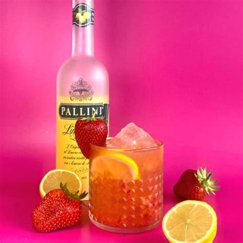 Strawberry Limoncello Summer Spritz » The Ice Co.