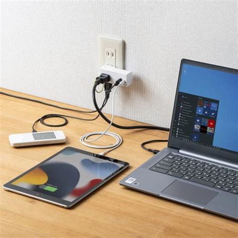 サンワサプライ モバイルタップ Acx2個口usb Ax1type Cx1 Tap Muc1ac2w 代引不可 An