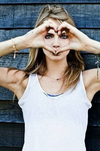 Poppy Delevingne Hands Naked Onlyfans