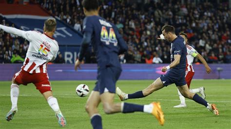 Psg Ajaccio Highlights Mbappe Scores Twice Hakimi Sent Off Messi