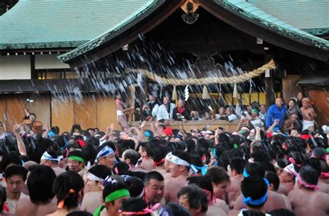 愛知県稲沢市 国府宮神社の裸祭り 2 カメキチの写真漫遊記