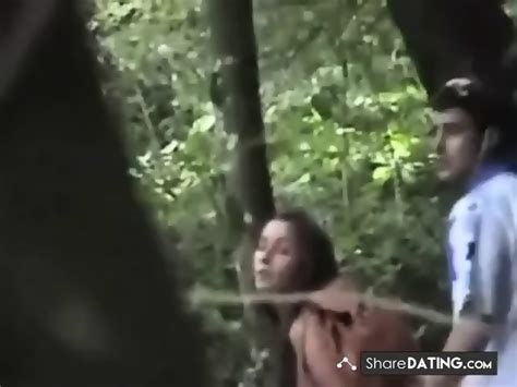 Amateurs Fucking Couple Caught Sex In The Woods